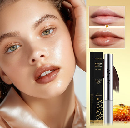 Moisturizing lip balm with black honey